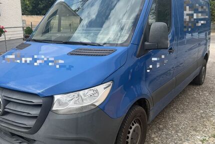 Mercedes-Benz Sprinter 90.000 km 13.990 &euro; München 80995