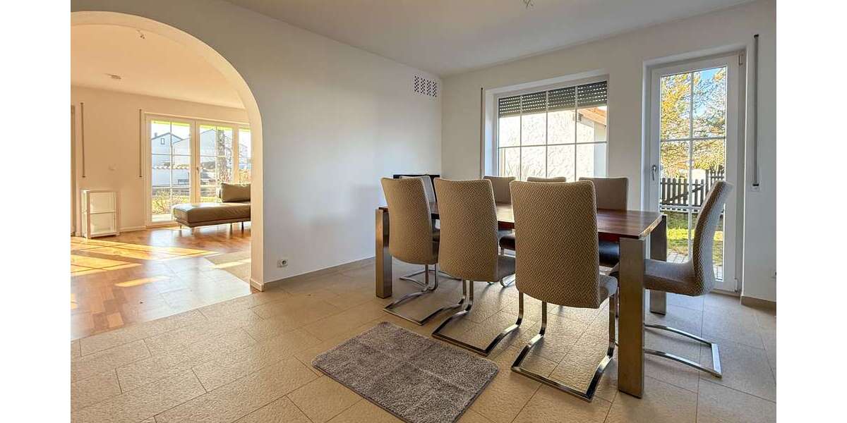 Einfamilienhaus Weißenfeld Weißenfeld - 5 Zimmer, 160 m&sup2;, 2.790&euro; | Angebot:24112004