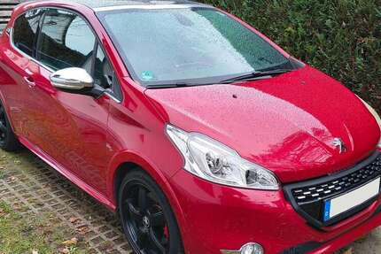 Peugeot 208 99.000 km 7.500 &euro; Fürstenfeldbruck 82256