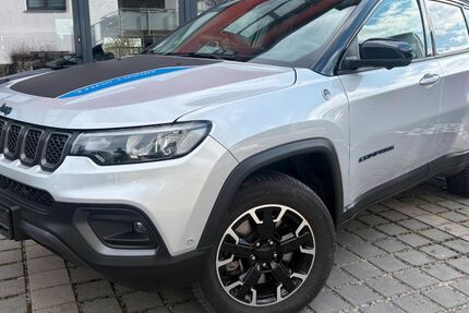 Jeep Compass 25.100 km 30.900 &euro; Ismaning 85737
