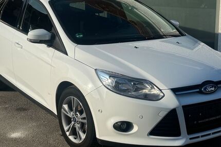 Ford Focus 119.000 km 5.990 € Eichenau 82223