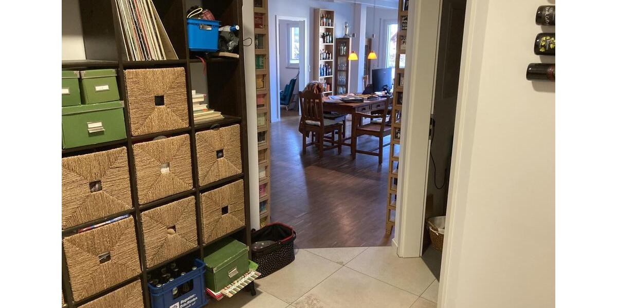 Erdgeschoßwohnung Gauting - 3 Zimmer, 123 m&sup2;, 1.790&euro; | Angebot:25655937