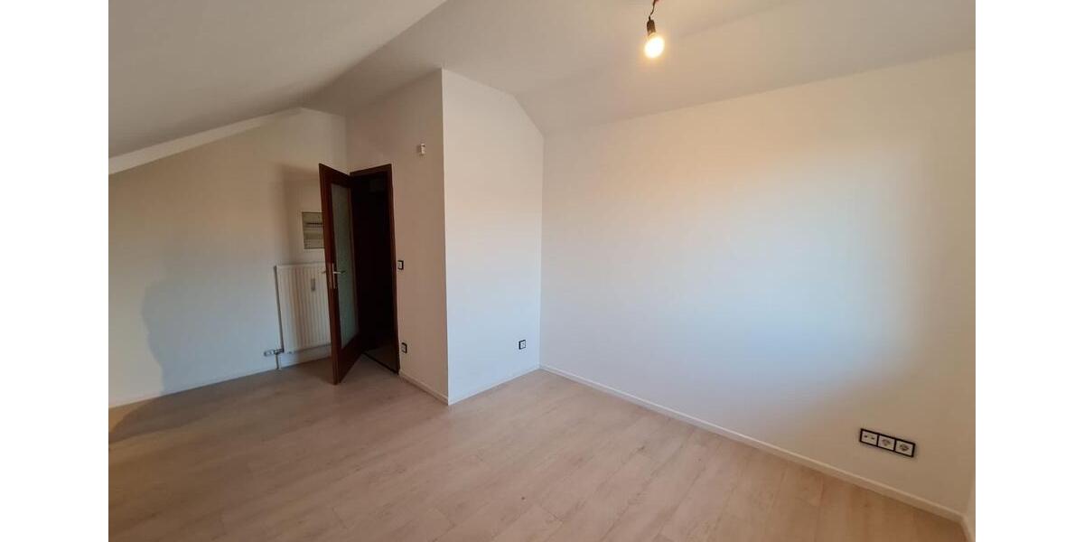 Dachgeschoßwohnung Olching - 2 Zimmer, 41 m&sup2;, 980&euro; | Angebot:26416390