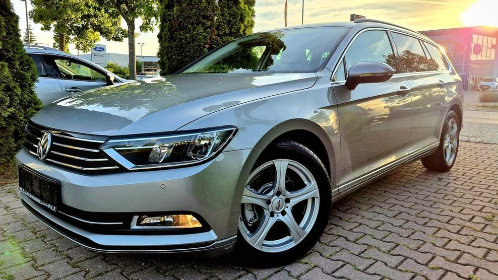 VW Passat 272.121 km 7.780 € Dachau ( bei München ) 85221