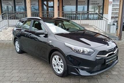 Kia ceed Sportswagon 19.056 km 21.990 &euro; Höhenkirchen-Siegertsbrunn 85635