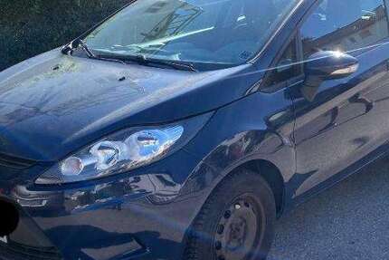 Ford Fiesta 200.000 km 2.000 &euro; Germering 82110