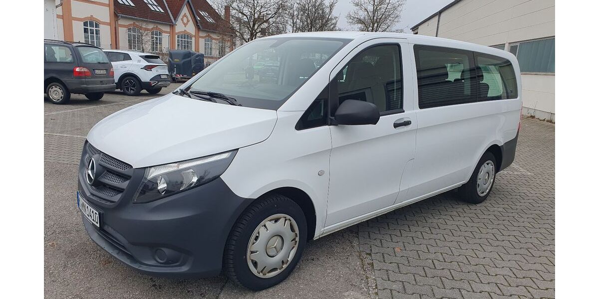 Mercedes-Benz Vito 95.000 km 21.900 &euro; München 81825