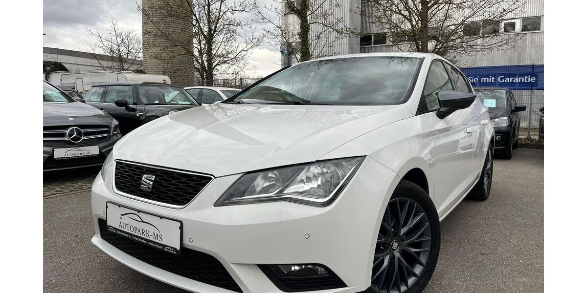 Seat Leon 98.828 km 10.890 &euro; München 81243