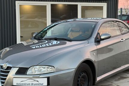 Alfa Romeo GT 92.888 km 2.490 &euro; Hofolding (Bei München) 85649