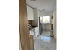 Moderne 2 Zimmer Wohnung + Tiefgarage, Loggia & Wellnessbereich