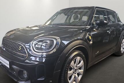 Mini Countryman SE (Cooper) 52.243 km 24.480 &euro; München 80687