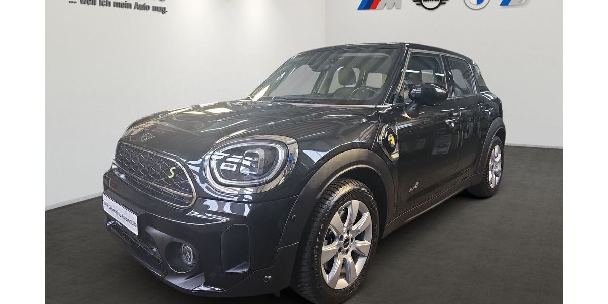 Mini Countryman SE (Cooper) 52.243 km 24.480 &euro; München 80687