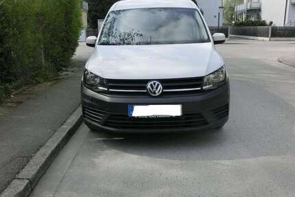 VW Caddy 207.000 km 8.800 &euro; München 81829