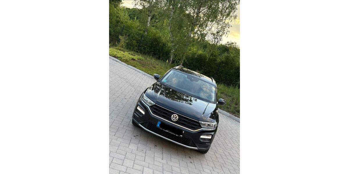 VW T-Roc 150.255 km 11.490 &euro; München 81543