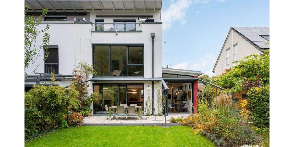 AIGNER - Top saniertes Stadthaus mit Südgarten & unverbauten Blick ins Grüne! 5 zimmer