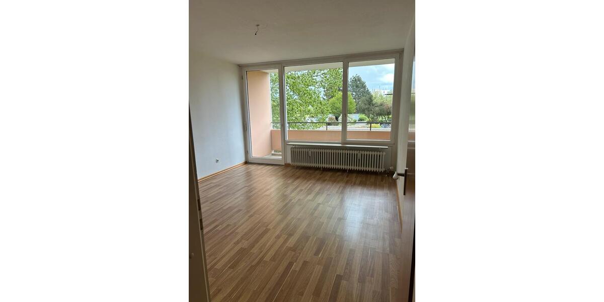 Etagenwohnung Unterföhring - 2 Zimmer, 45 m&sup2;, 1.100&euro; | Angebot:25572099