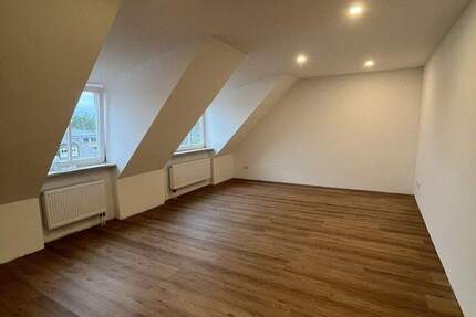 Neu Sanierte 3 Zimmerwohnung in Eichenau zu vermieten 3 zimmer