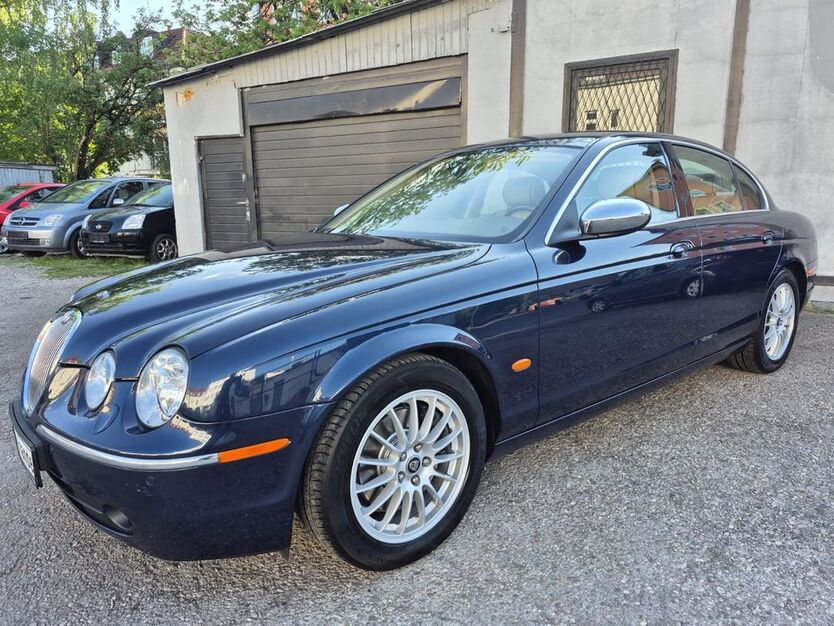 Jaguar S-Type 148.584 km 8.999 € München 80809
