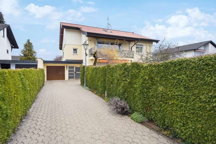 Haus zum Kaufen in Gauting 2.145.000 € 380 m²