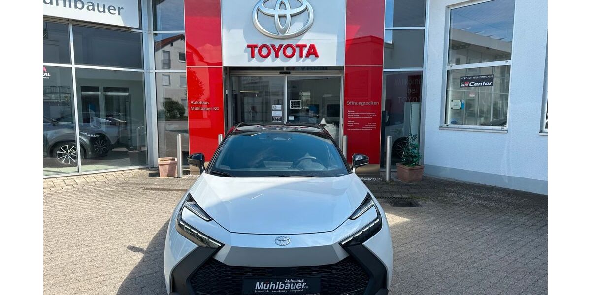 Toyota C-HR 5.980 km 34.980 &euro; Neufarn 85646
