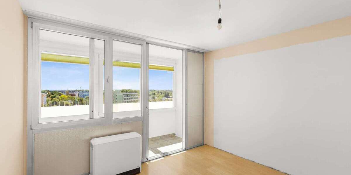 Weitblick • Wohnküche • Wintergarten | Geräumige 2-Zi-Balkonwohnung mit TG-Stellplatz - Appartement München Bogenhausen | Angebot:27110890