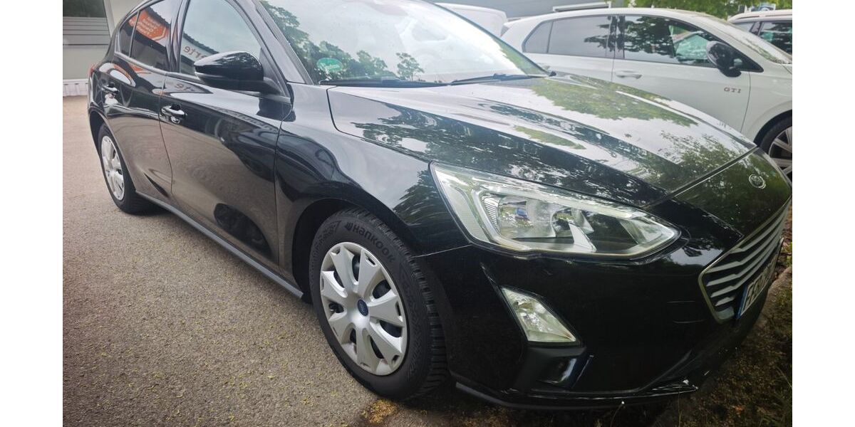 Ford Focus 71.500 km 11.990 &euro; Fürstenfeldbruck 82256