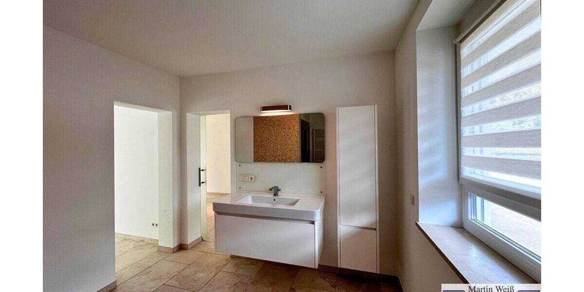 Bungalow Krailling - 5 Zimmer, 209 m&sup2;, 2.980&euro; | Angebot:26910533