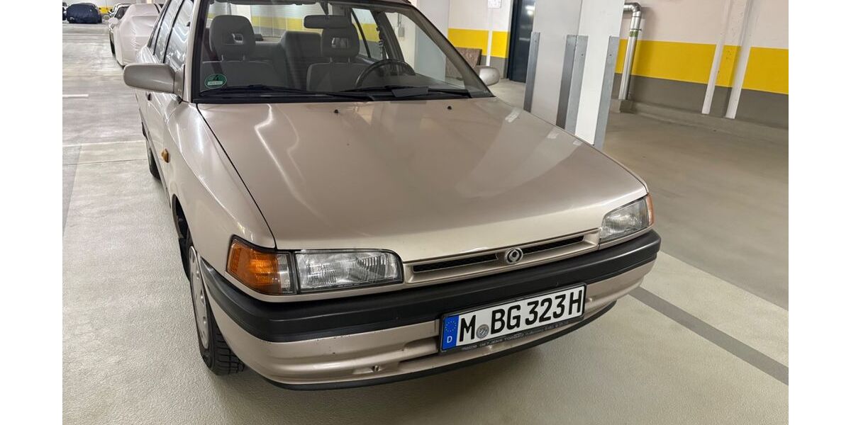Mazda 323 136.500 km 3.300 &euro; München 80933