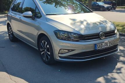VW Golf Sportsvan 49.000 km 16.900 &euro; München 81737