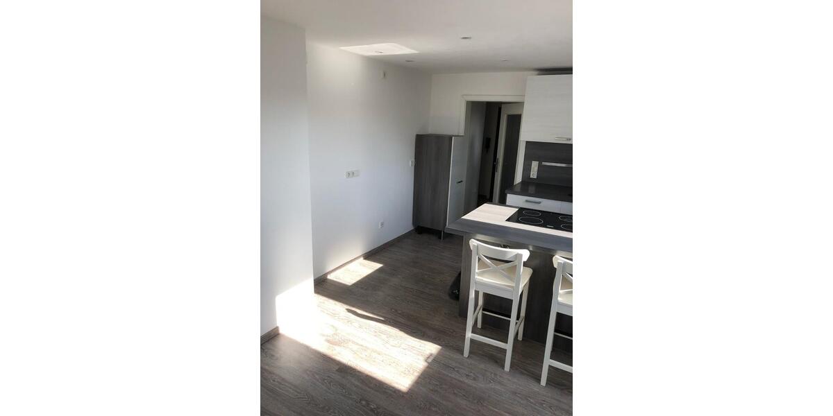 Dachgeschoßwohnung Karlsfeld - 2.5 Zimmer, 58 m&sup2;, 1.085&euro; | Angebot:26314002