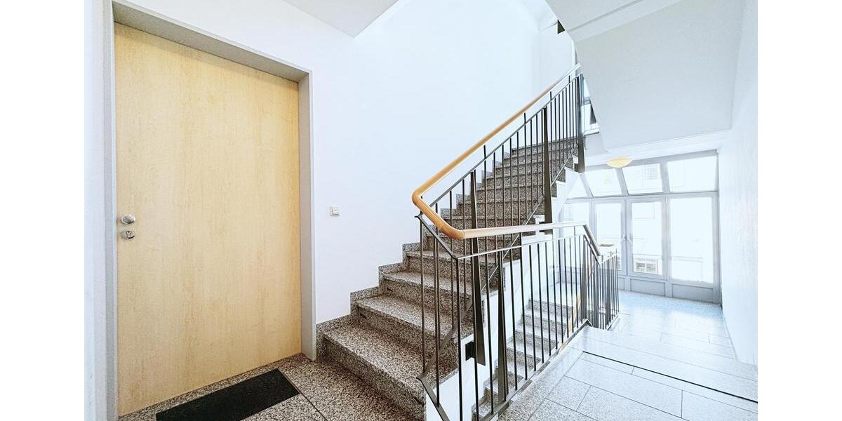 Dachgeschoßwohnung Pliening - 2 Zimmer, 51 m&sup2;, 1.030&euro; | Angebot:26402600