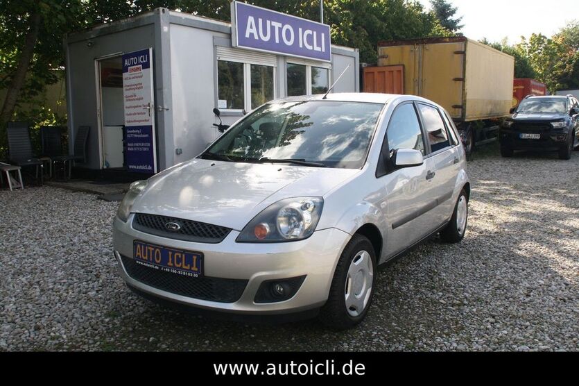 Ford Fiesta 93.638 km 3.490 € Fahrenzhausen 85777
