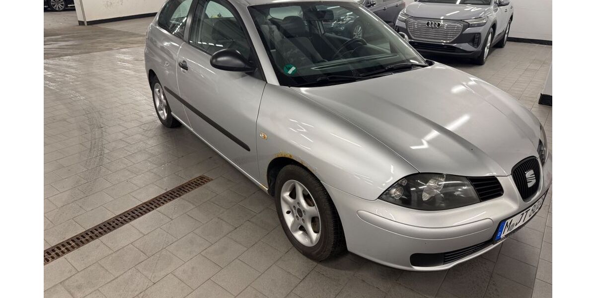Seat Ibiza 149.800 km 1.590 &euro; München 81735