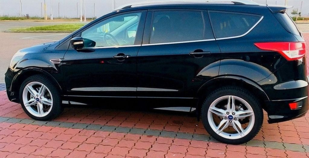 Ford Kuga 167.000 km 15.100 &euro; Ampermoching 85241