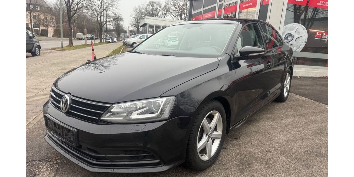 VW Jetta 200.000 km 8.700 &euro; München OT Trudering-Riem 81825