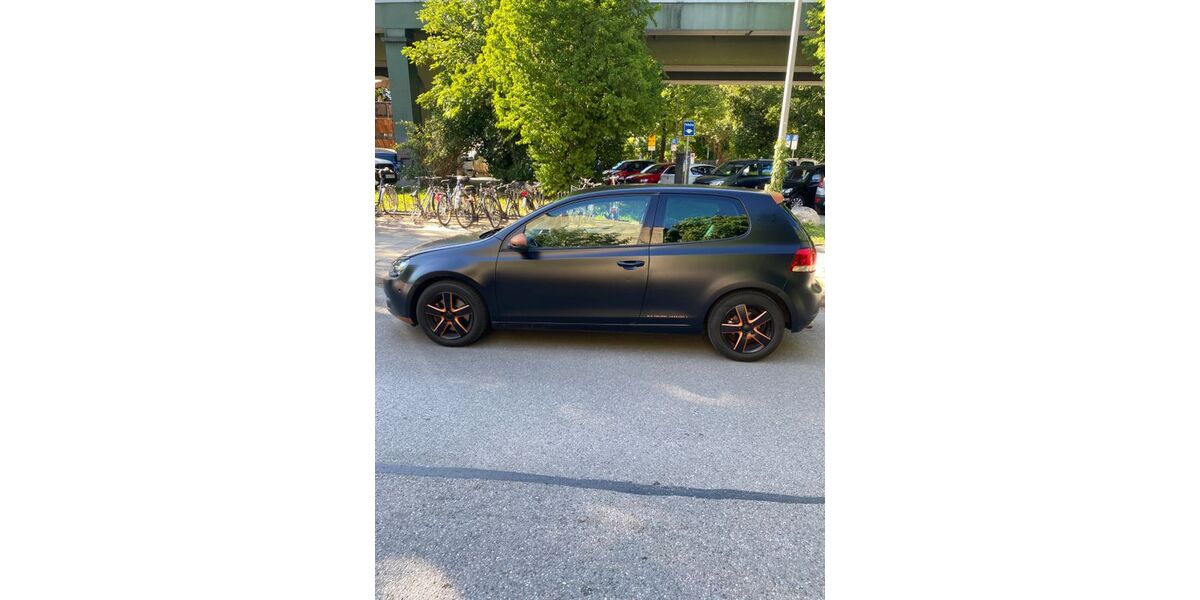 VW Golf 197.500 km 3.999 &euro; München 81543