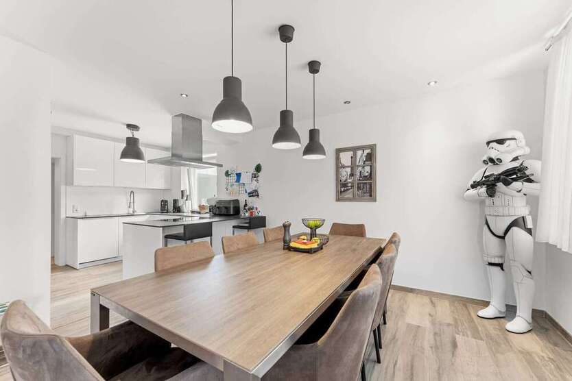 Wohnung zum Kaufen in München 1.055.000 € 157 m²