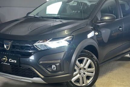 Dacia Sandero 54.757 km 12.999 &euro; München 81677