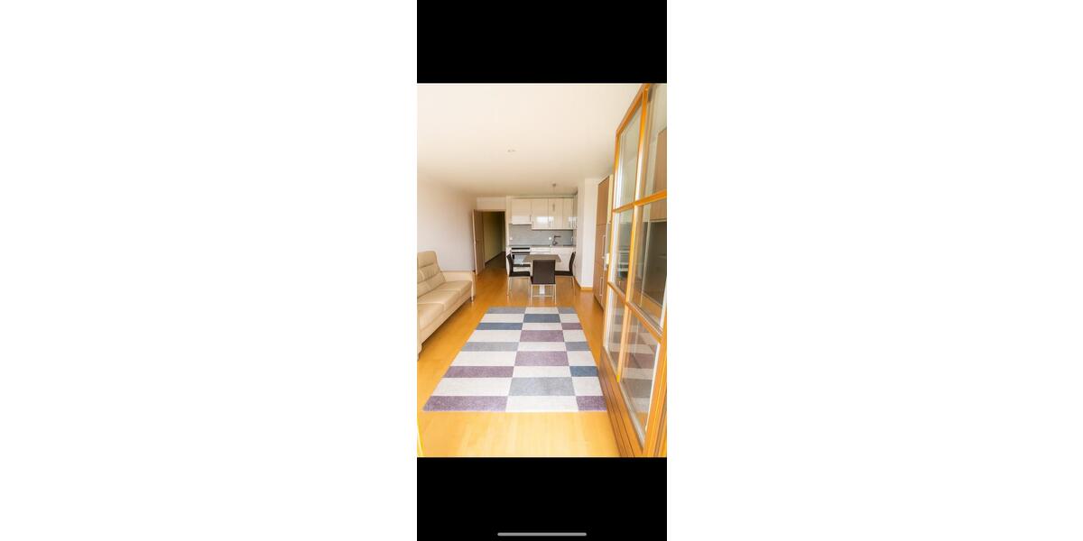 Helle Vollmöblierte 1,5 Zimmer Wohnung zimmer