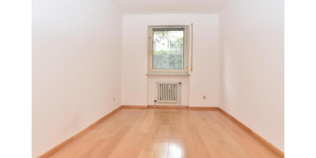 Erdgeschoßwohnung München Giesing - 3 Zimmer, 117 m&sup2;, 2.230&euro; | Angebot:25918685