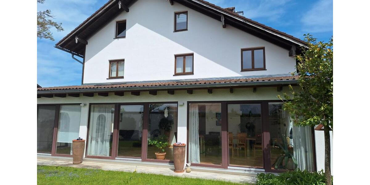 Einfamilienhaus Berg - 10 Zimmer, 340 m&sup2;, 1.350.000&euro; | Angebot:26859217