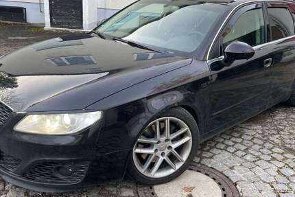 Seat Exeo 266.300 km 1.990 &euro; München 81829