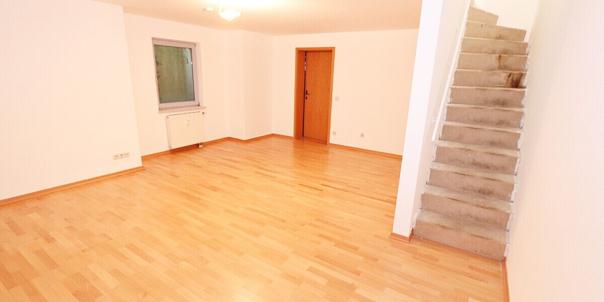 !! RARITÄT !! ** Garten-Paradies ** 3-Zimmer-Maisonette-Wohnung * sonnig ruhig idyllisch in SOLLN * 3 zimmer