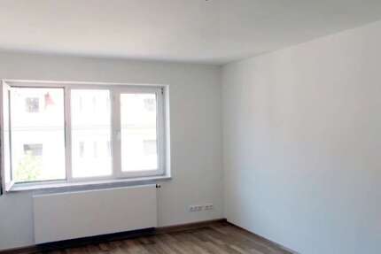Wohnung München Neuhausen-Nymphenburg - 1 Zimmer, 32 m&sup2;, 798&euro; | Angebot:27112412