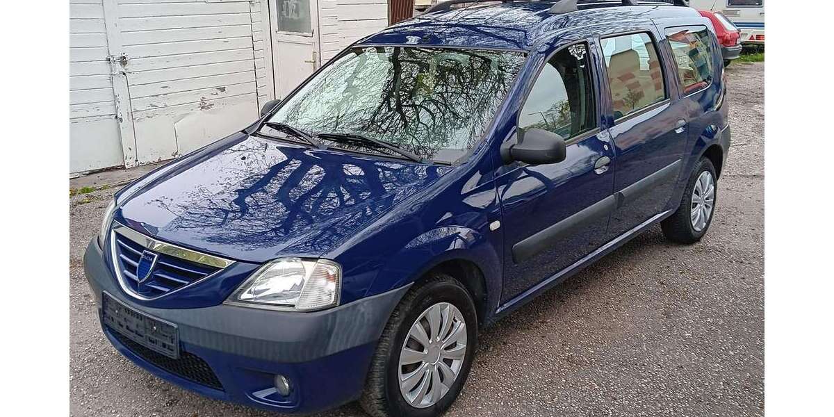 Dacia Logan 188.000 km 2.600 &euro; München 81243