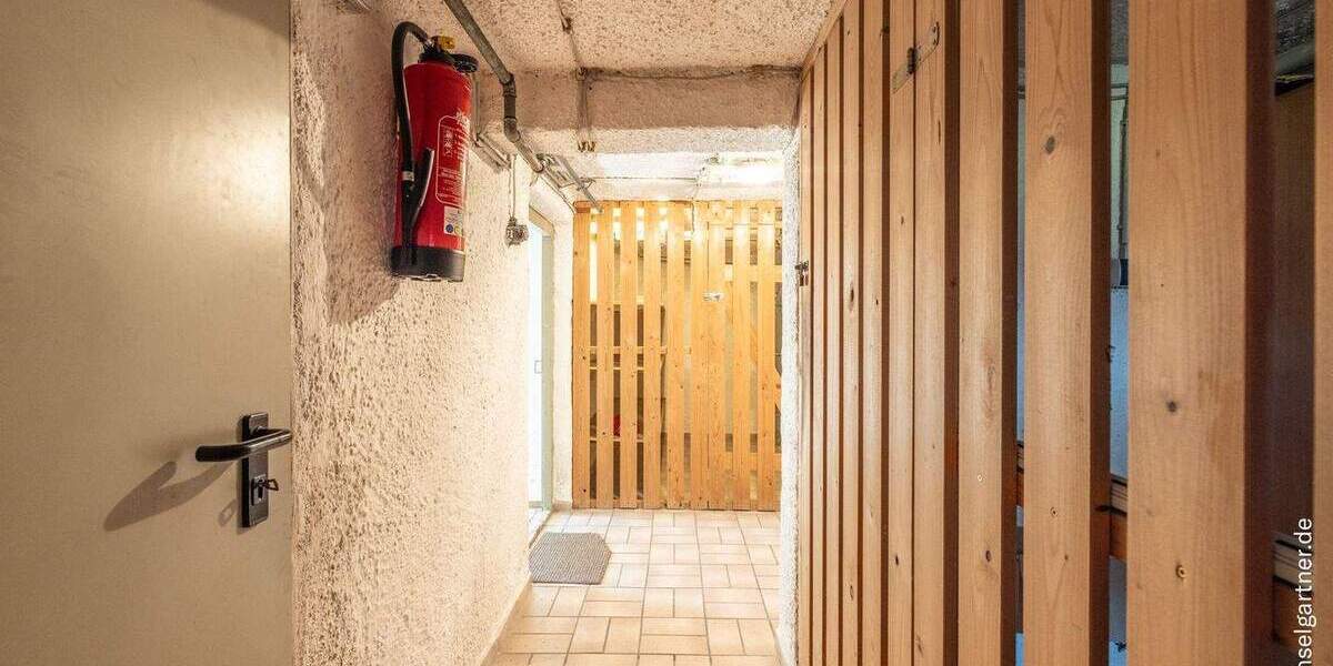 Doppelhaushälfte München Allach-Untermenzing - 6 Zimmer, 122 m&sup2;, 950.000&euro; | Angebot:25877212