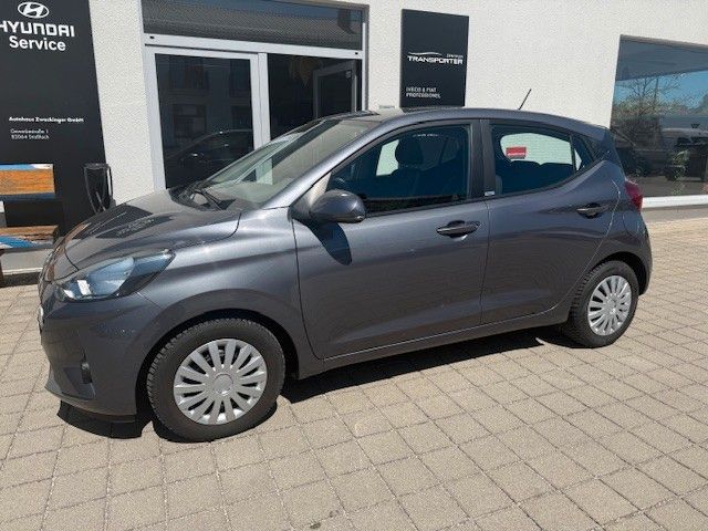 Hyundai i10 49.500 km 11.490 &euro; Straßlach bei München 82064