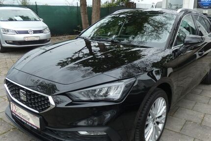 Seat Leon 176.534 km 14.900 € München 81825