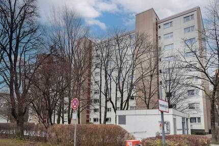 3-Zi.-ETW mit Loggia und Freistellplatz in ruhiger Lage von Englschalking 3 zimmer