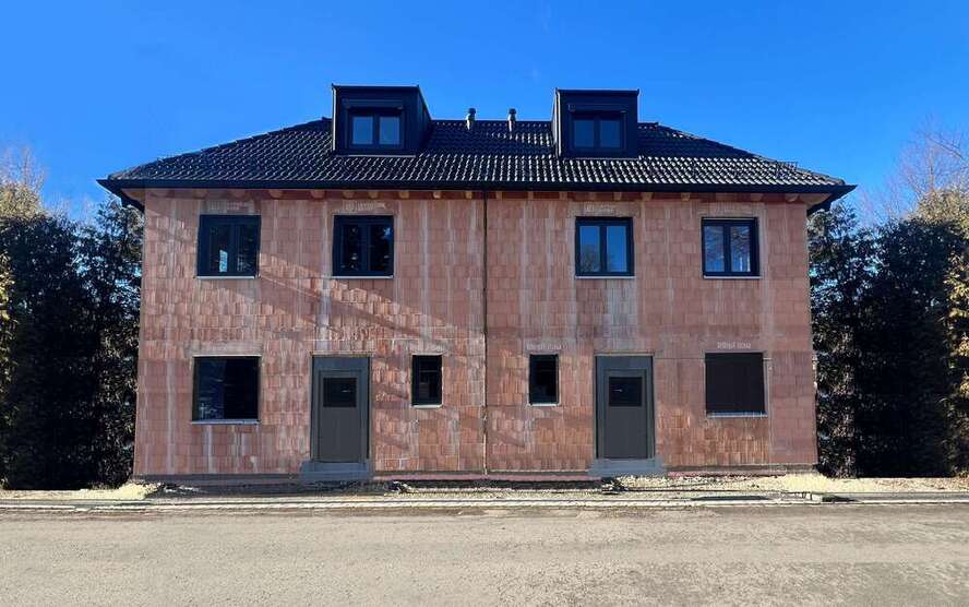 Haus zum Kaufen in Vaterstetten 940.000 € 155 m²